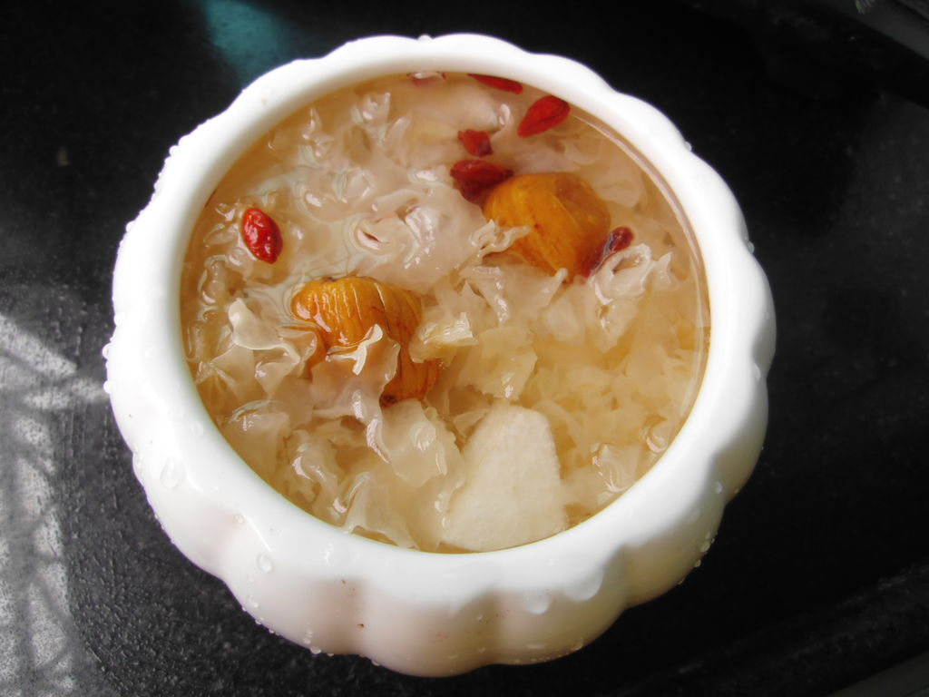 银耳水果羹成品图