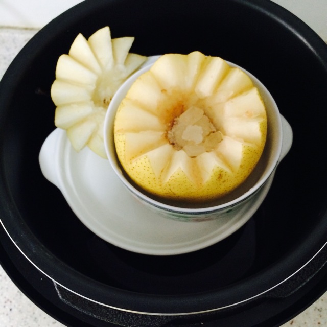 香梨蒸制前的准备过程