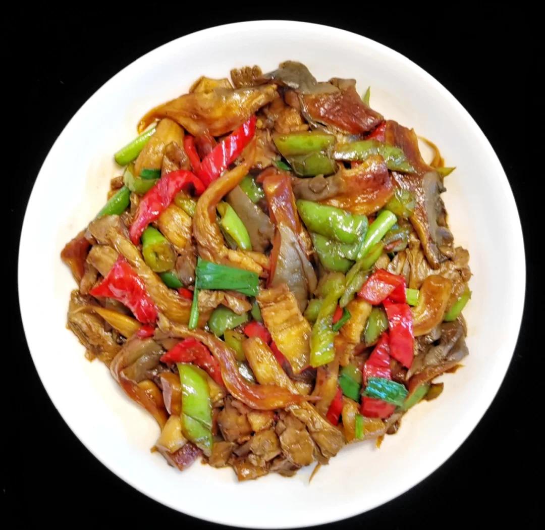 灵芝炒肉片成品展示