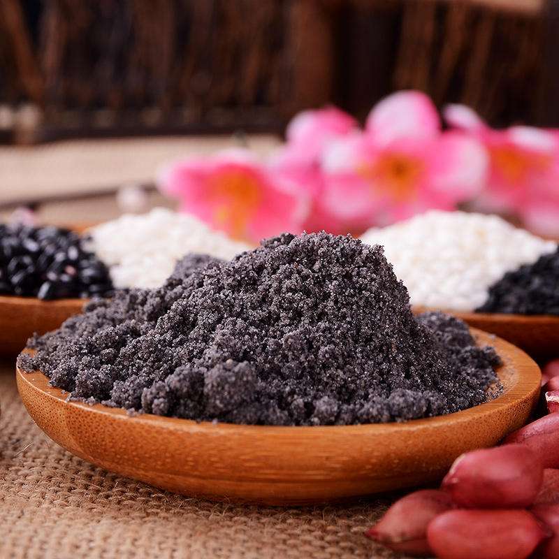 黑芝麻与燕麦、坚果、水果等健康食材搭配的早餐摆拍图 黑芝麻与健康饮食搭配图