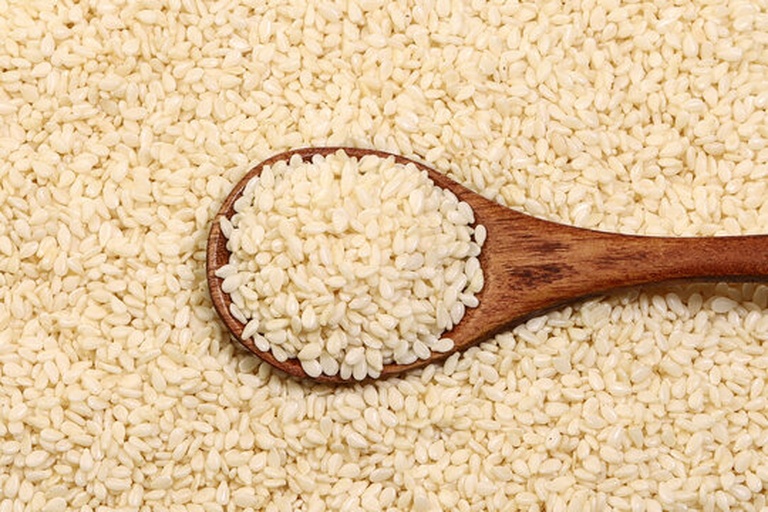 芝麻与汤勺对比图