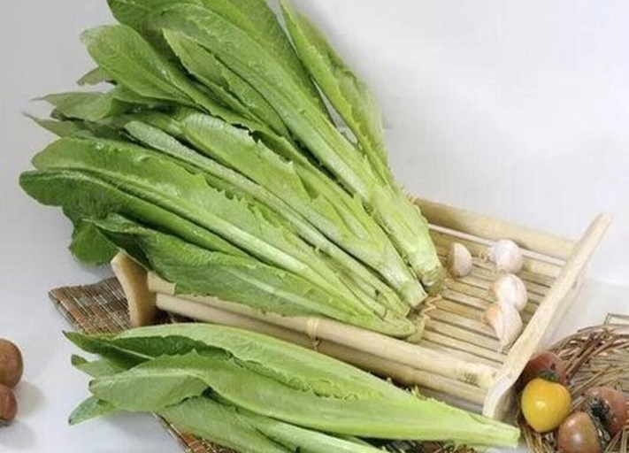 成品莴苣装盘特写