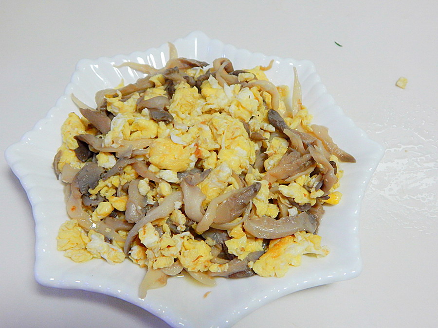 韭菜炒鸡蛋特写