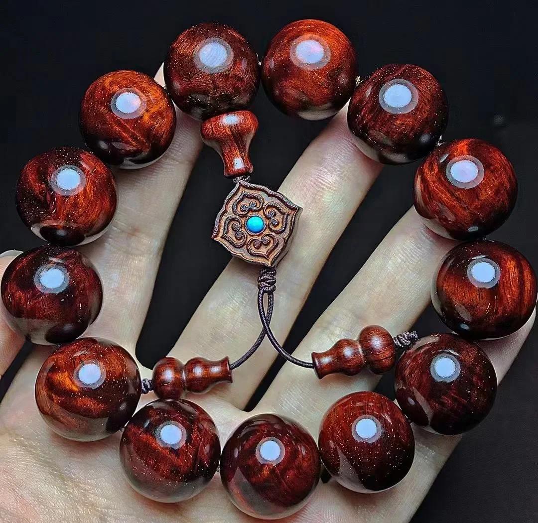 龙柏木手串与吊坠