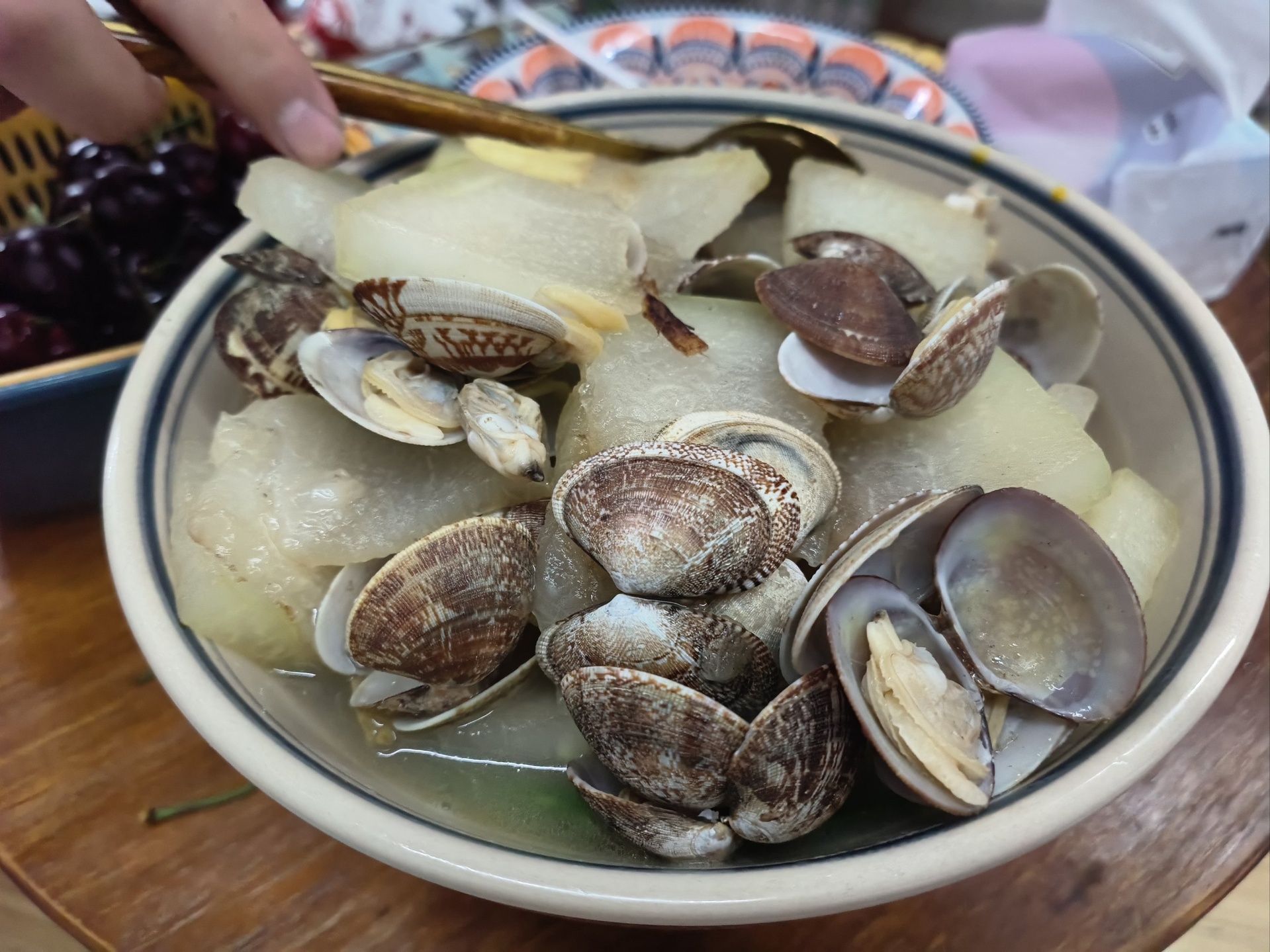 冬瓜鲜贝炖煮完成的成品图