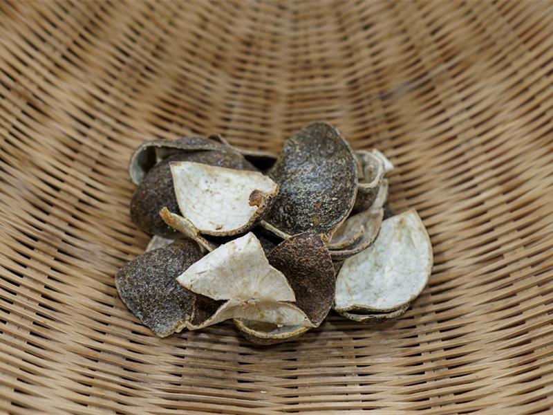 黄芩茯苓陈皮家庭储存方式示意图