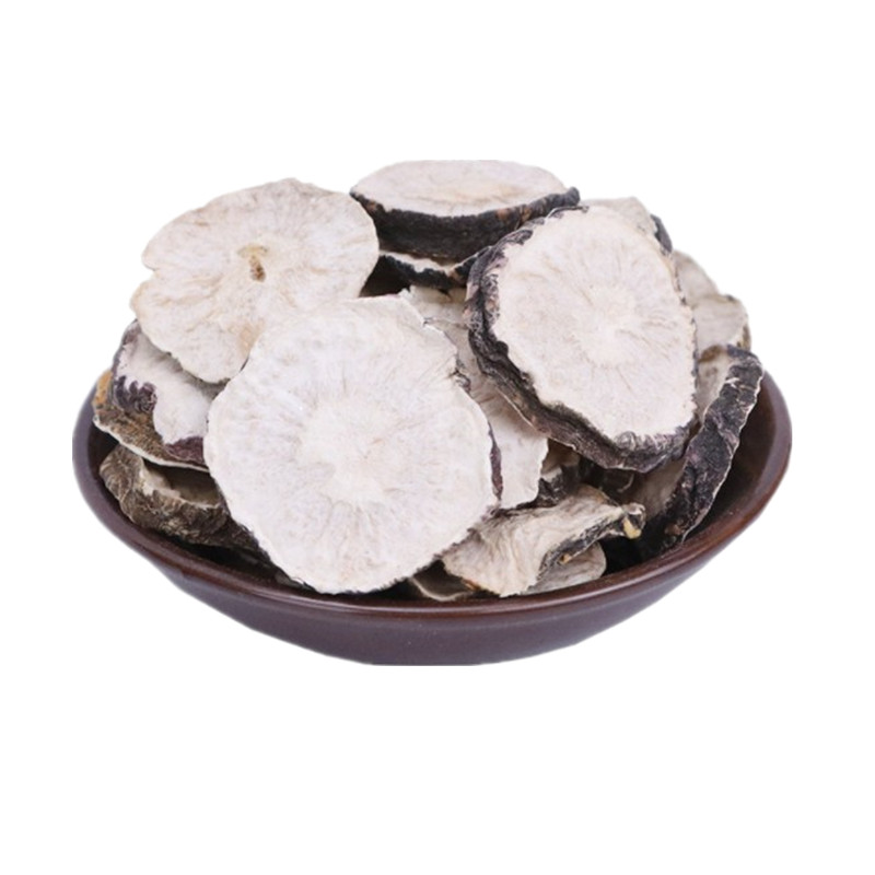 微距特写:烤碗中紫甘蓝丝与西兰花被金黄色奶酪丝包裹,拉丝长度达5cm以上,表面面包糠酥脆,帕玛森奶酪呈琥珀色结晶颗粒,散发暖烘烘奶香 奶酪焗烤双蔬拉丝效果特写