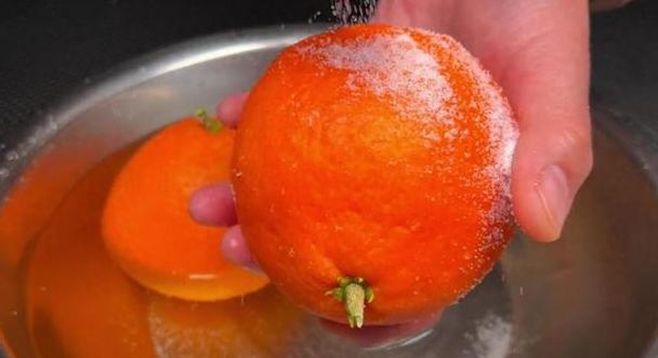 蜜橘清洗与去皮处理过程