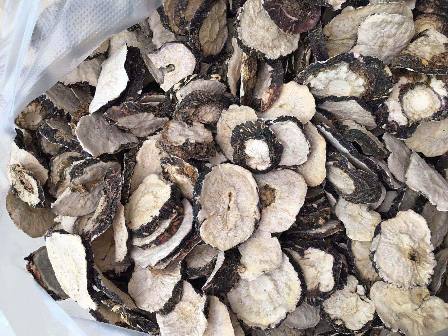 实验室检测对比图：真品黑玛卡粉与市售掺假样品的显微结构差异