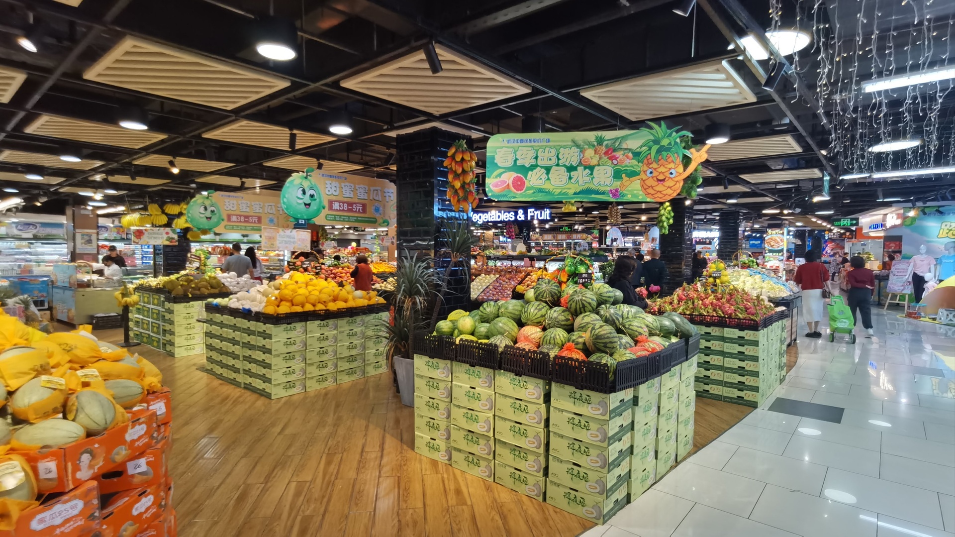 火龙果市场选购场景