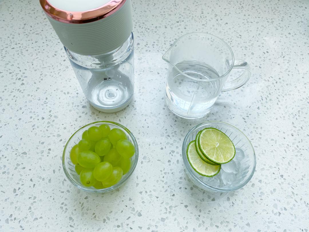 香橙冰茶制作所需食材与工具