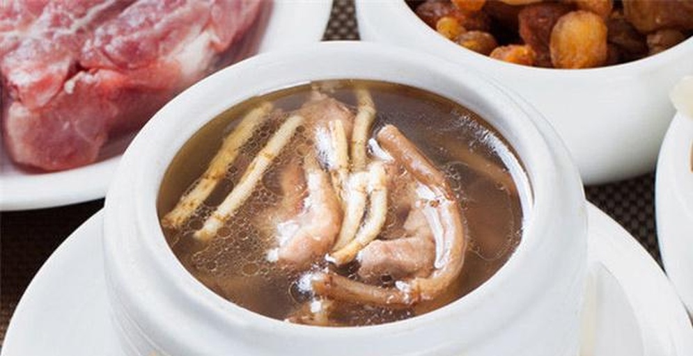 胃部消化示意图与奶油南瓜对比