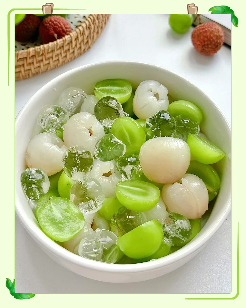 冻荔枝创意甜品拼盘