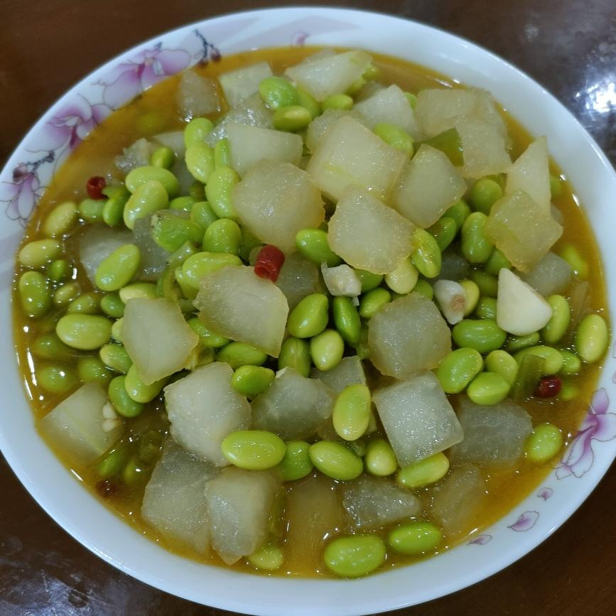 成品冬瓜毛豆菜肴摆盘图