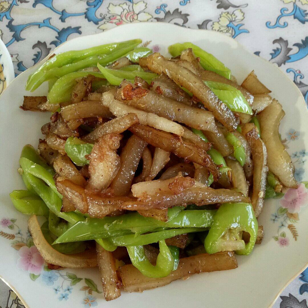 线椒炒里脊肉成品特写