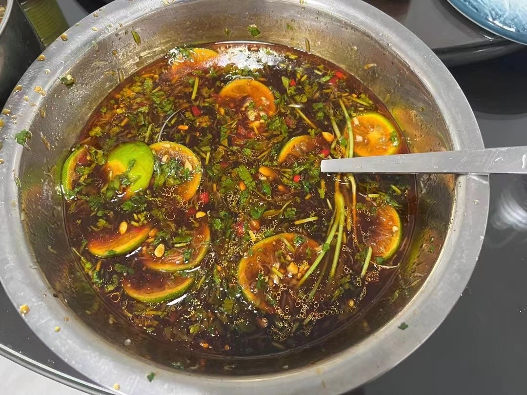 咸柠檬搭配凉拌菜
