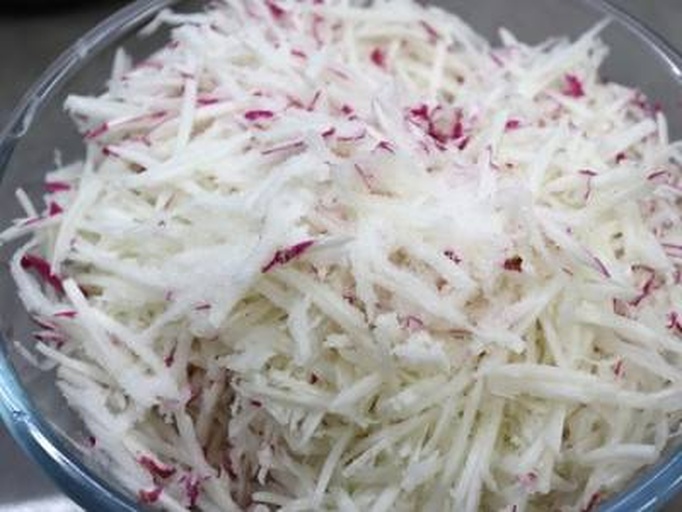 水果萝卜沙拉搭配图