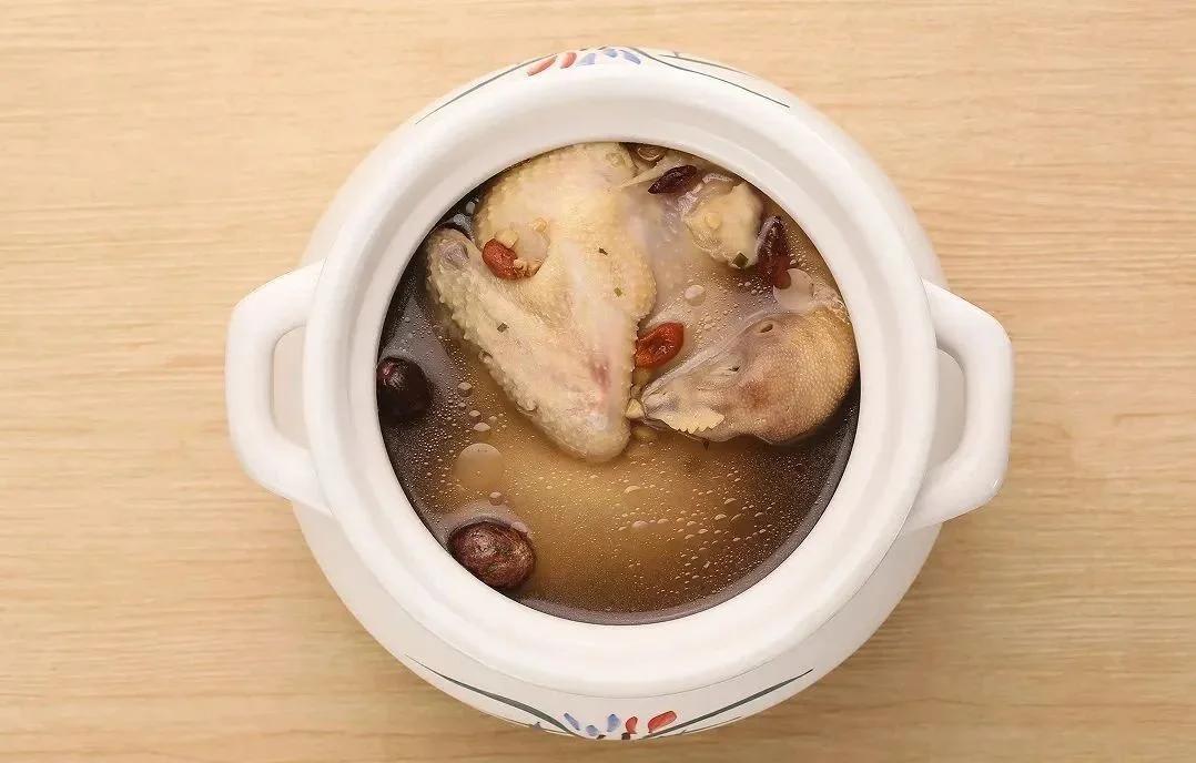 鹿鞭炖汤成品图