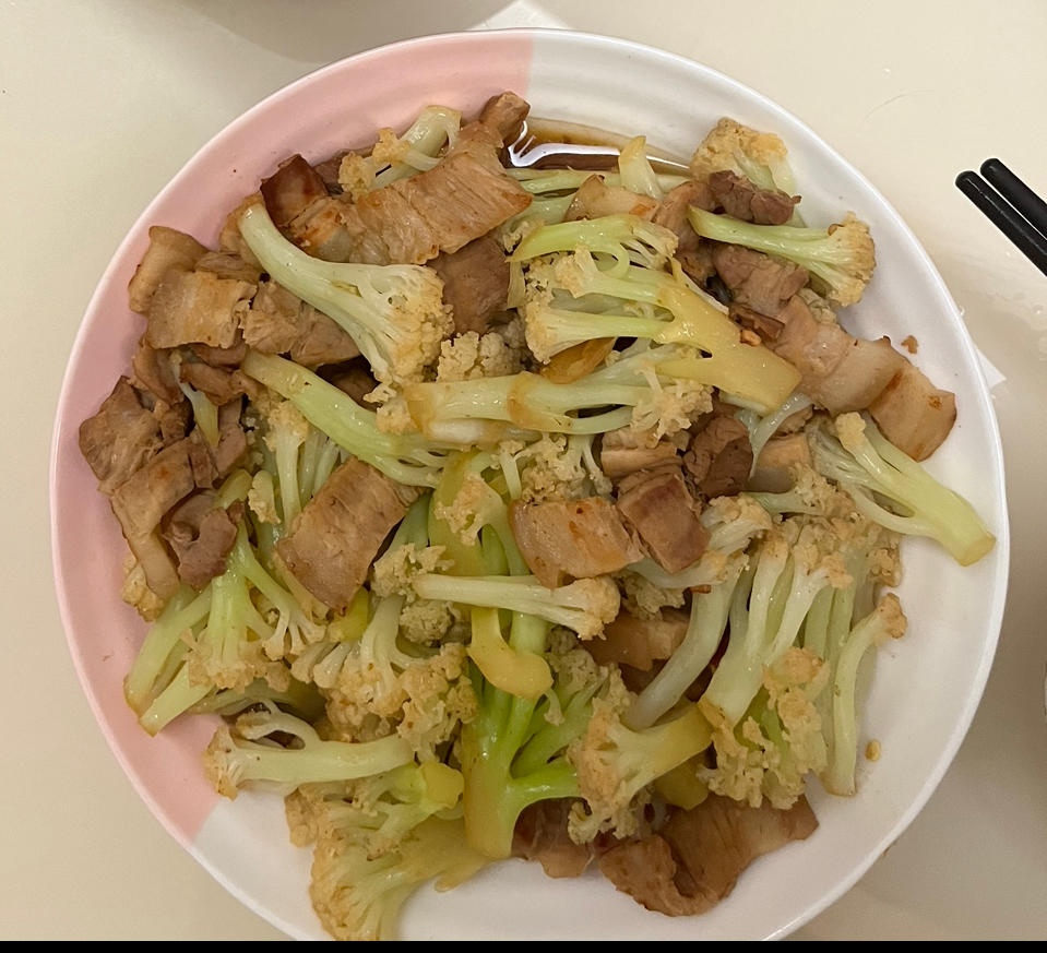 东北松花菜炖五花肉成品图