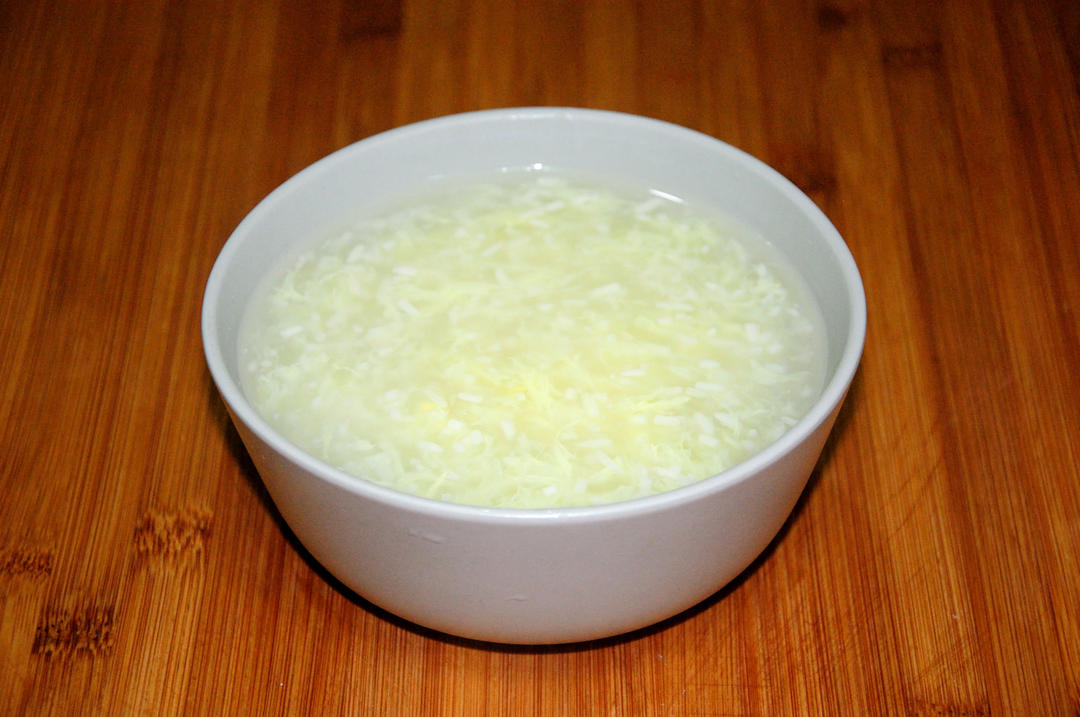 野菊花头蛋花汤成品图