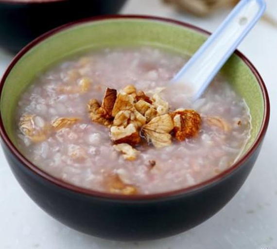 核桃炖瘦肉成品图