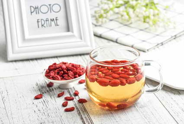 北柴胡与枸杞子搭配养生茶