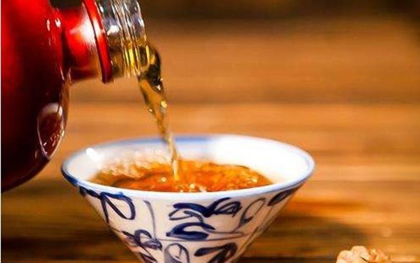 冲泡丹桂茶的茶艺展示