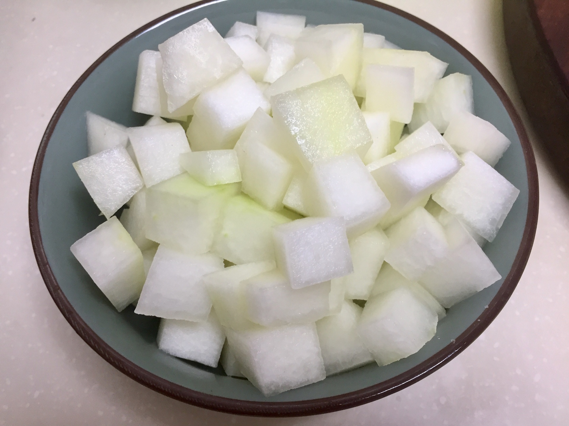 白萝卜与葱须煮水过程示意图