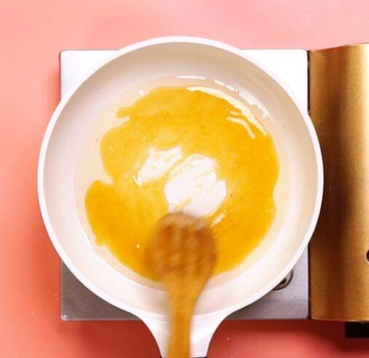 黄油煎姬松茸烹饪过程