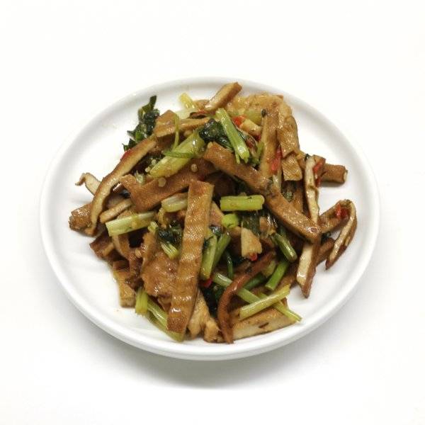 线椒炒豆腐成品图
