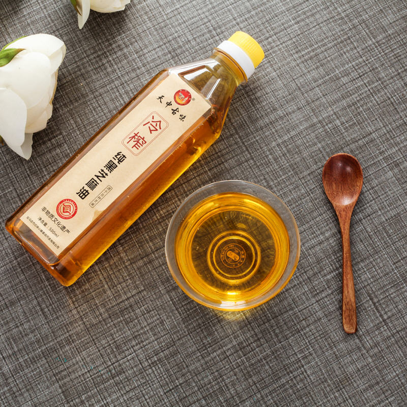 黑芝麻与芝麻油的对比图