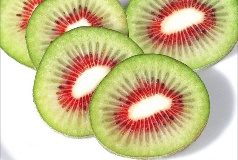 红心猕猴桃切面特写图