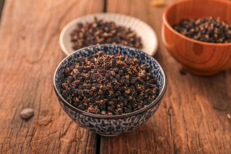 黑枸杞残渣特写照片