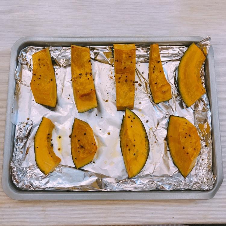 烤制中的贝贝南瓜特写