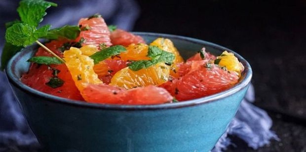 沙田柚与健康饮食搭配示意图