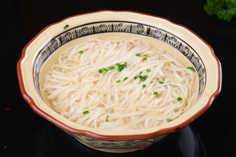 姜汤面盛装图