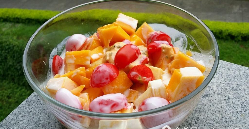 芒果与薏米沙拉