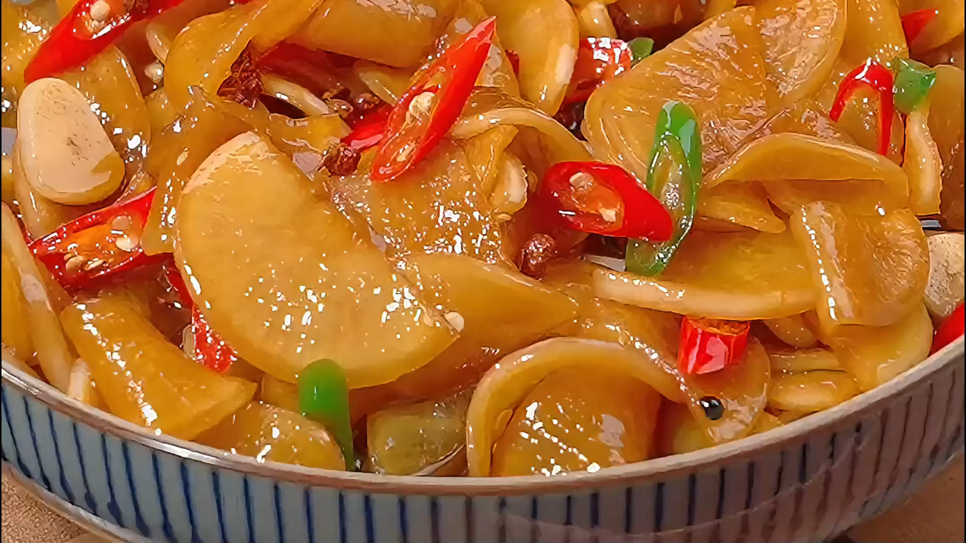 柠檬泡椒萝卜成品图