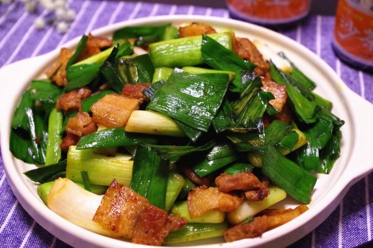 鹿鞭炒韭菜成品图