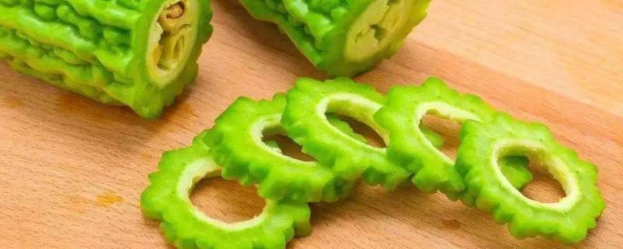 苦瓜切片特写