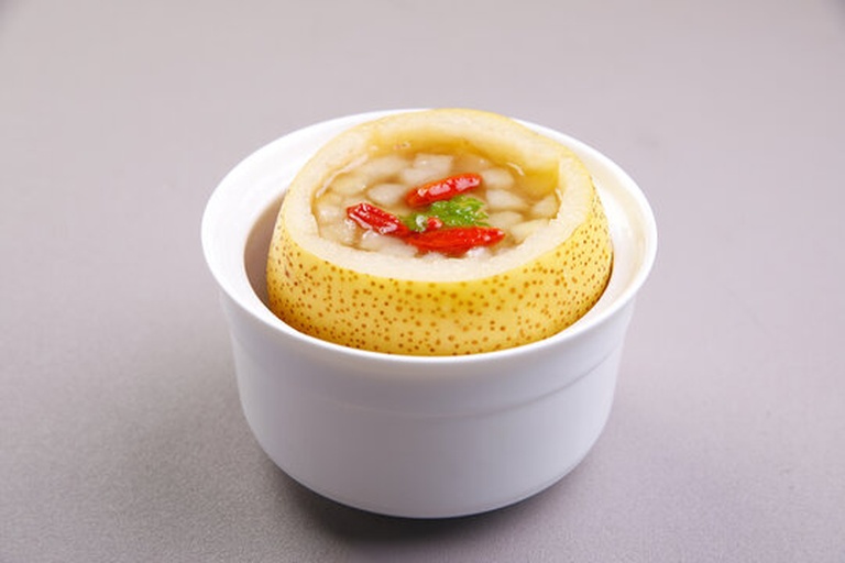 川贝母粉炖雪梨成品图