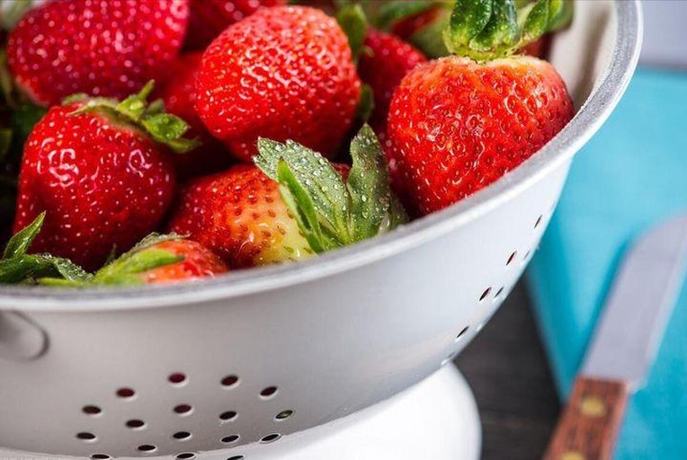 草莓打泥与过滤