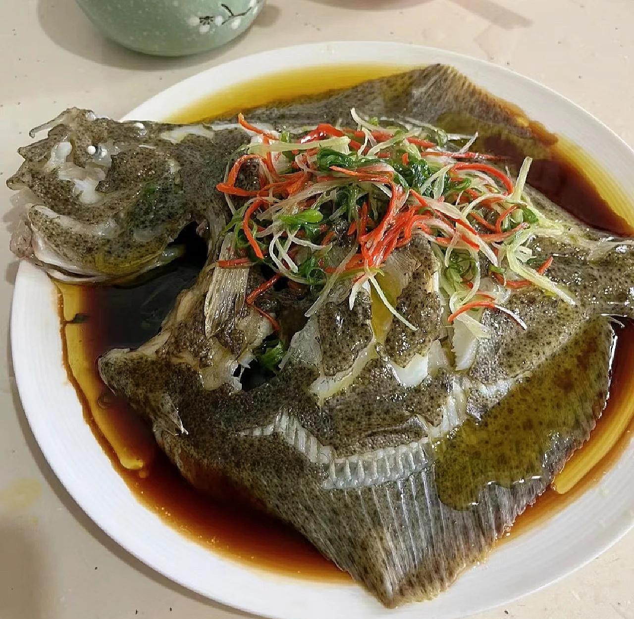 清蒸多宝鱼成品图