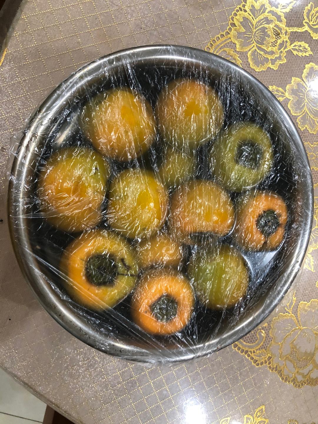 新鲜柿子切片营养展示图