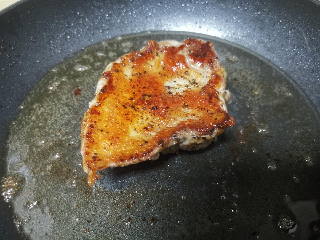 鸡腿煎制过程