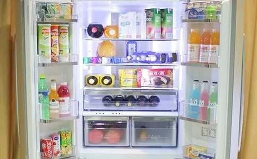 牛奶草莓深加工产品展示图