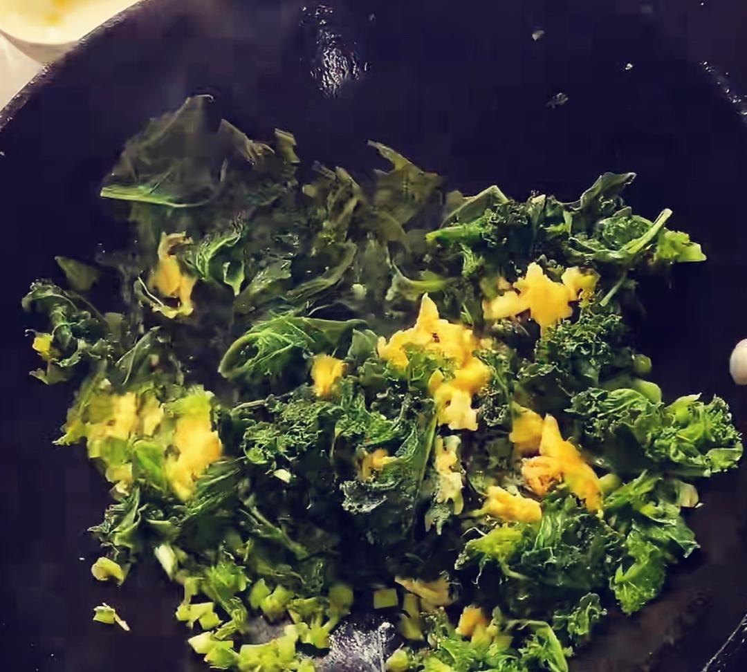 蒜香清炒羽衣甘蓝