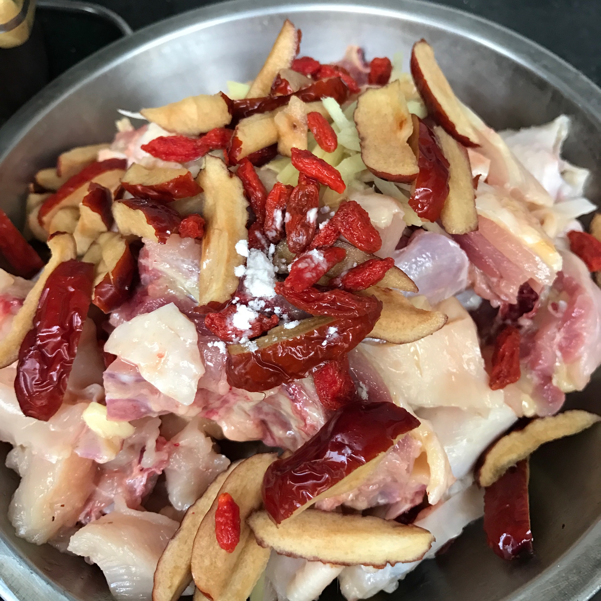 沙参鸡炖煮过程图