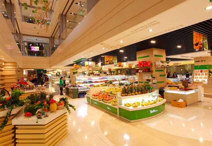 超市水果货架实景图