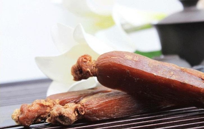 龙园红参整体外观特写